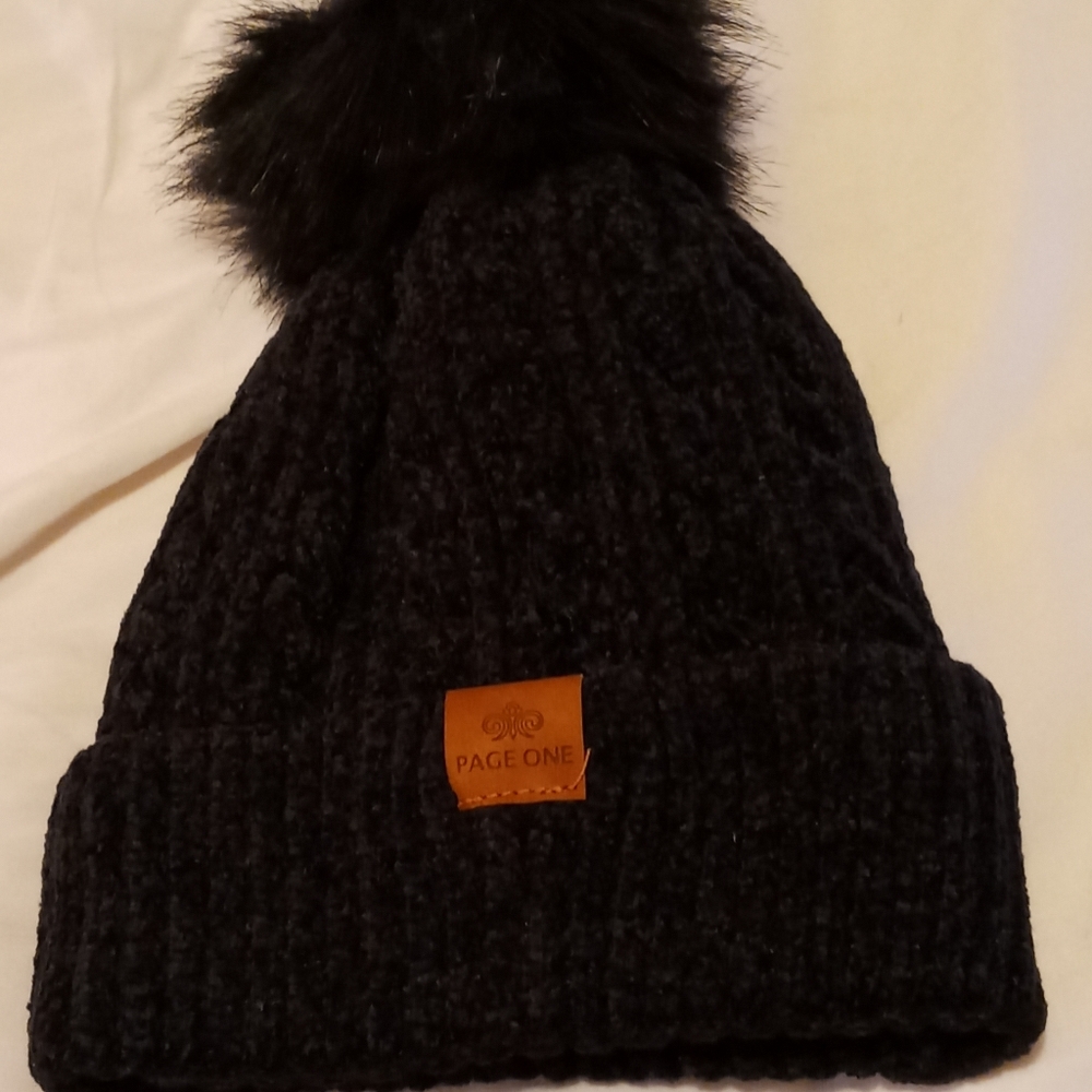 Page one women's toboggan
